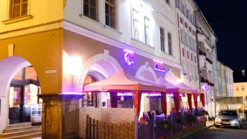 Grand Luxury Hotel