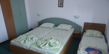 Primorsko - Hotel Georgievi 3* se snídaní a dopravou