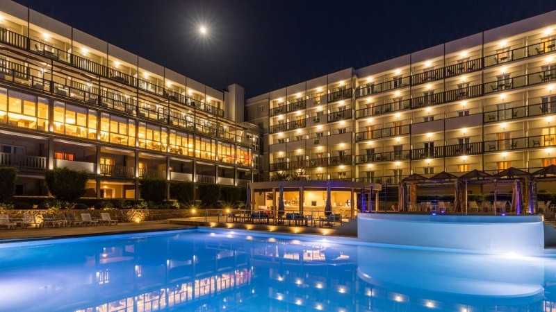 Ariti Hotel 