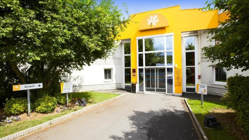 Première Classe Roissy CDG – Paris Nord 2 – Parc des Expositions&Premier Classe Blois