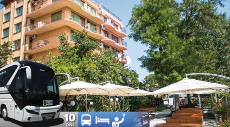 Primorsko - Panorama Hotel 3* se snídaní a dopravou